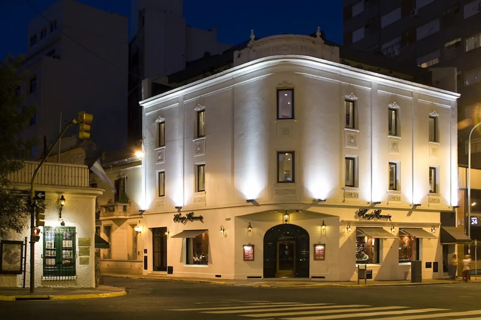 Fachada do El Viejo Almacén em San Telmo, Buenos Aires
