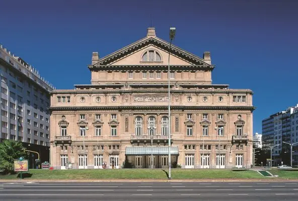 Teatro Colón, Buenos Aires, on 9 de Julio Avenue